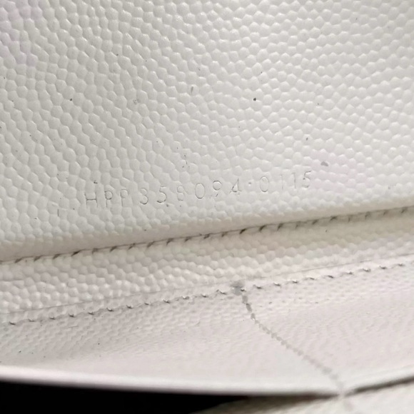 🏆💎💯 YSL Quilted White Leather Wallet Zip Around - Picture 7 of 8